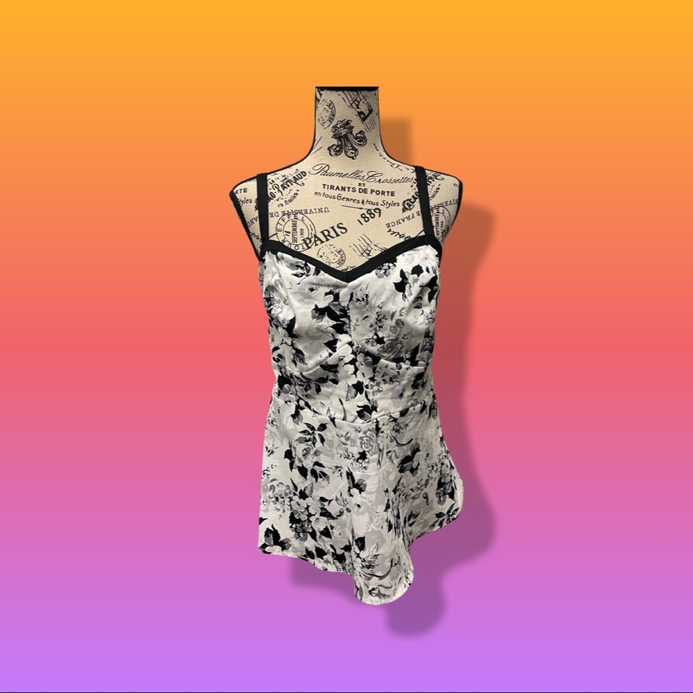 Torrid tank!!